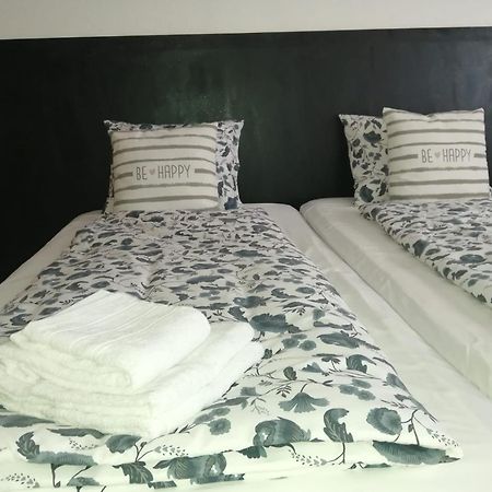 Club Amarilis,Alex&Mila Aparthotel Praia Da Rocha ปอร์ติเมา ห้อง รูปภาพ
